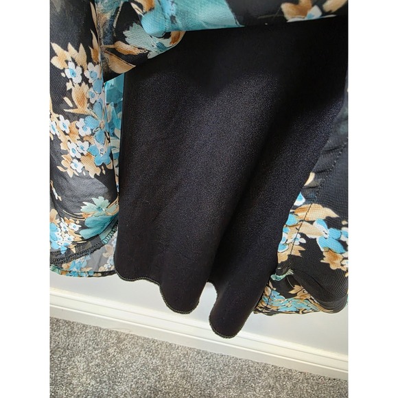 Connected Apparel Black Floral Print V Neck Midi Dress Women's Size 6 /A100 - Picture 6 of 9